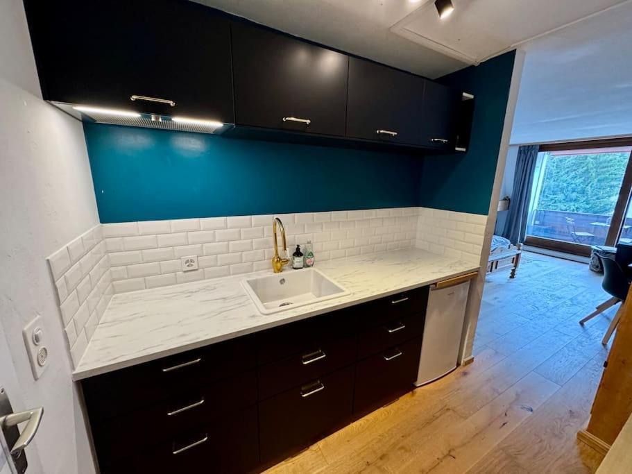 Modern Laax Apt, Swimming Pools, Wellness & Tennis Bagian luar foto